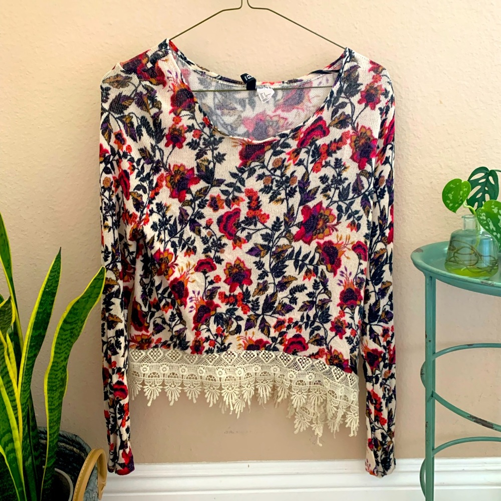 Divided Floral Lace Sweater Top